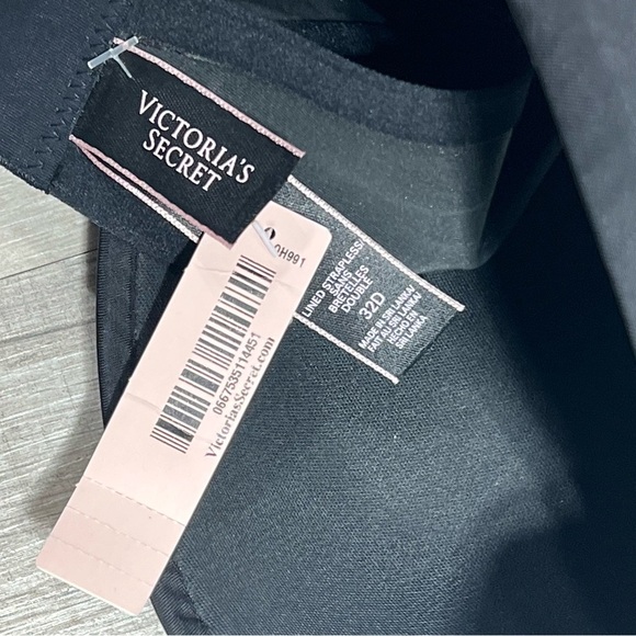 Victoria’s Secret lightly lined strapless demi bra size 32D black - Picture 4 of 5